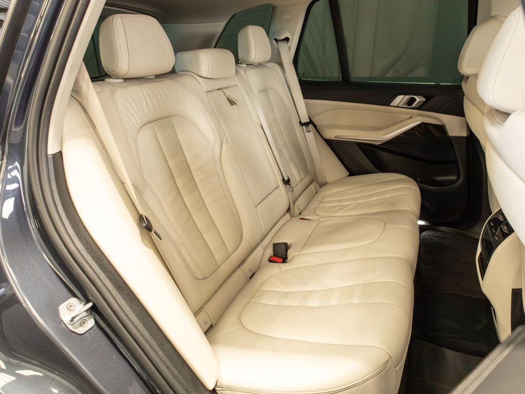 2019 BMW X5