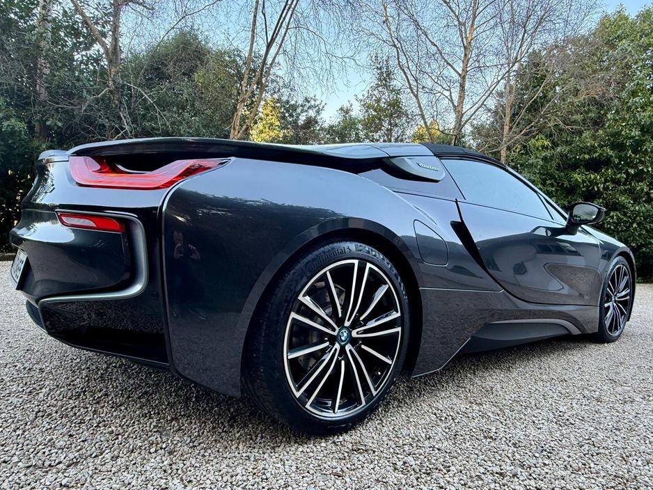 2019 BMW i8