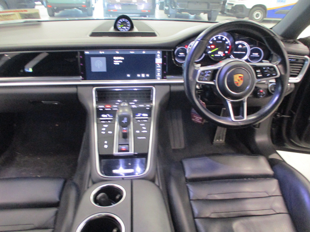2017 Porsche Panamera