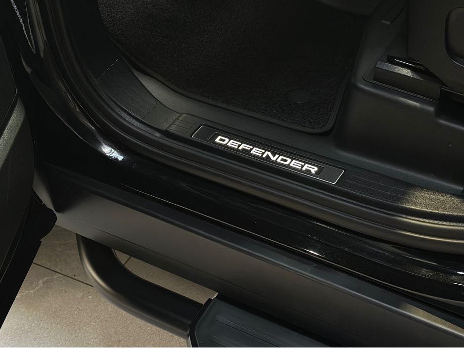 2025 Land Rover Defender