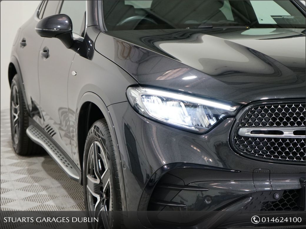 2025 Mercedes-Benz GLC Class