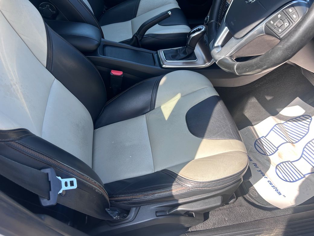 2014 Volvo V40