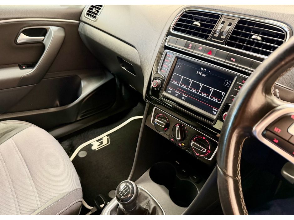 2015 Volkswagen Polo