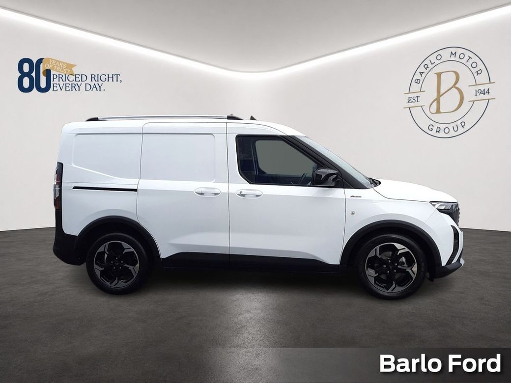 2025 Ford Transit Courier