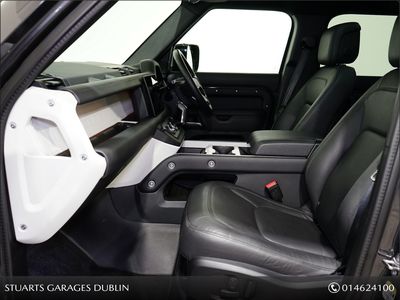 2025 Land Rover Defender