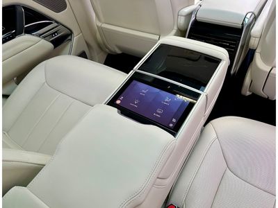 2025 Land Rover Range Rover