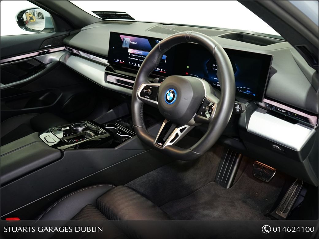 2025 BMW 5 Series