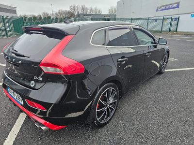 2016 Volvo V40