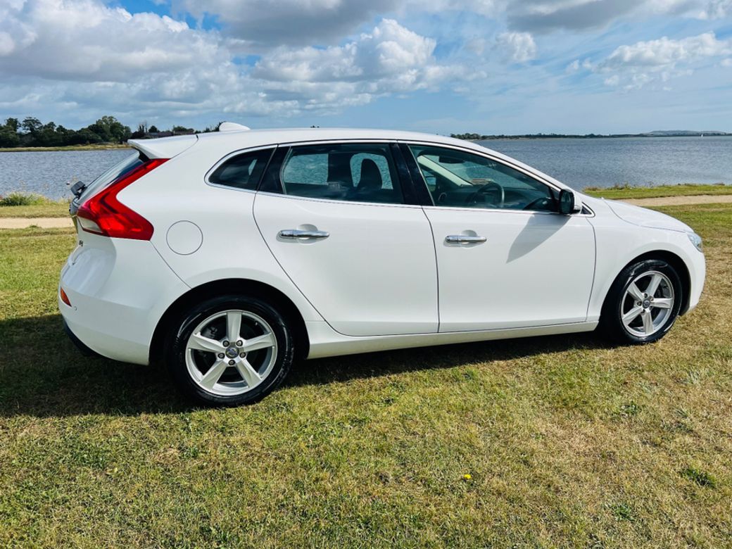 2014 Volvo V40
