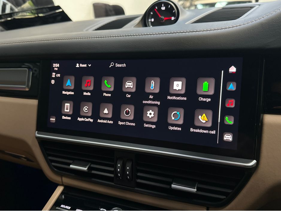 2023 Porsche Cayenne