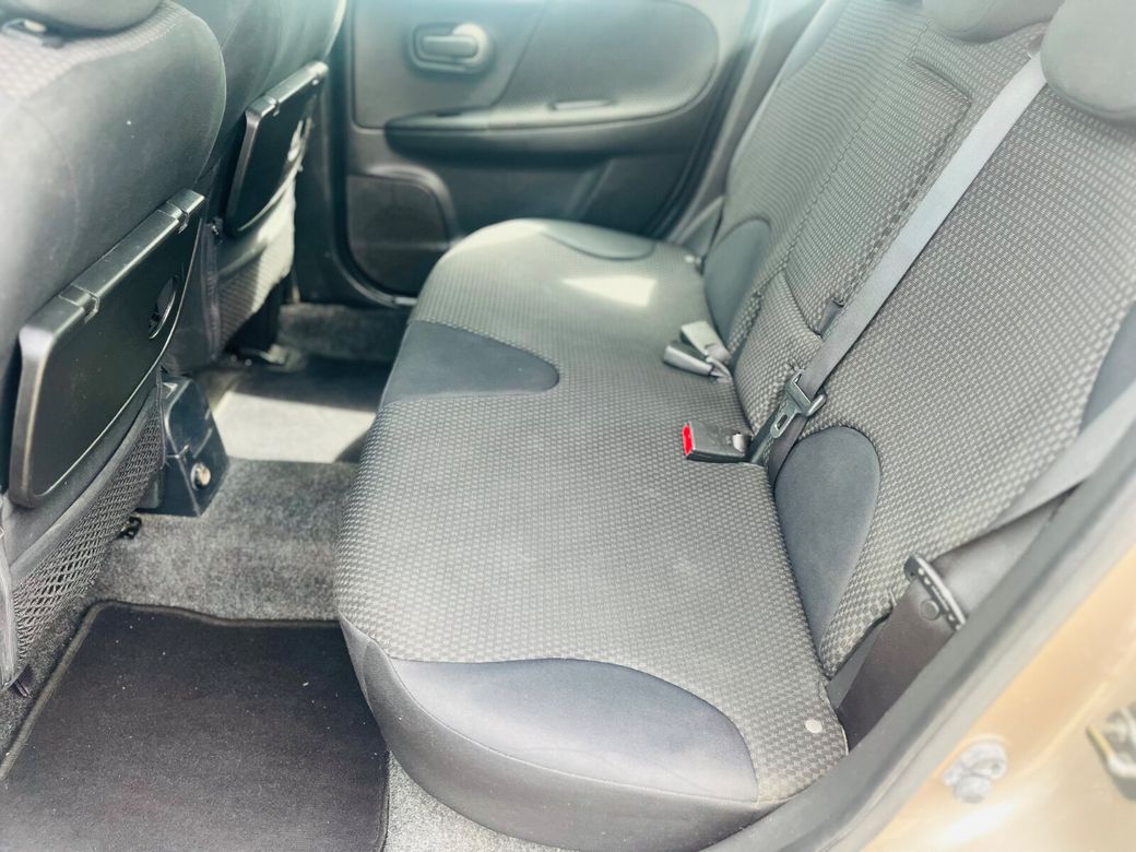 2006 Nissan Note