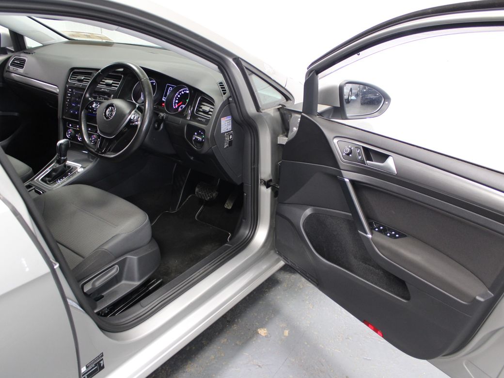2017 Volkswagen Golf