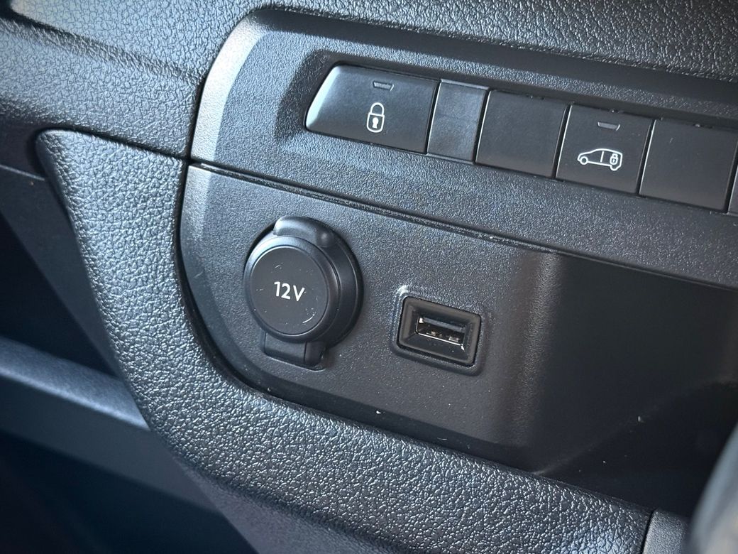 2023 Vauxhall Vivaro