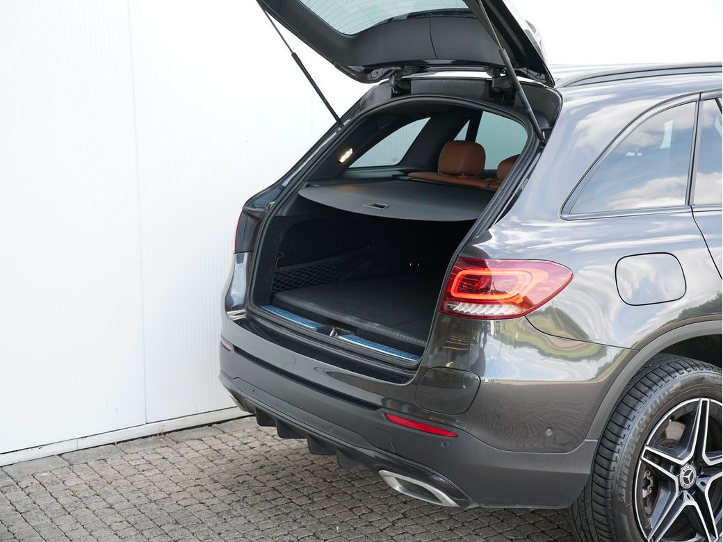 2023 Mercedes-Benz GLC Class
