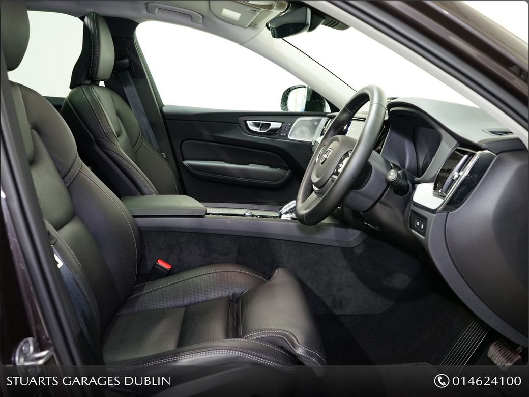 2025 Volvo XC60