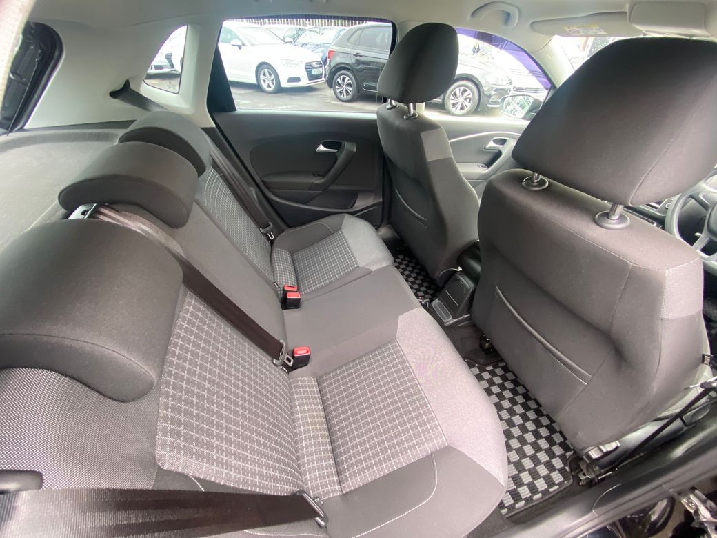 2017 Volkswagen Polo