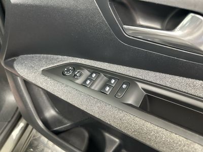 2018 Peugeot 3008