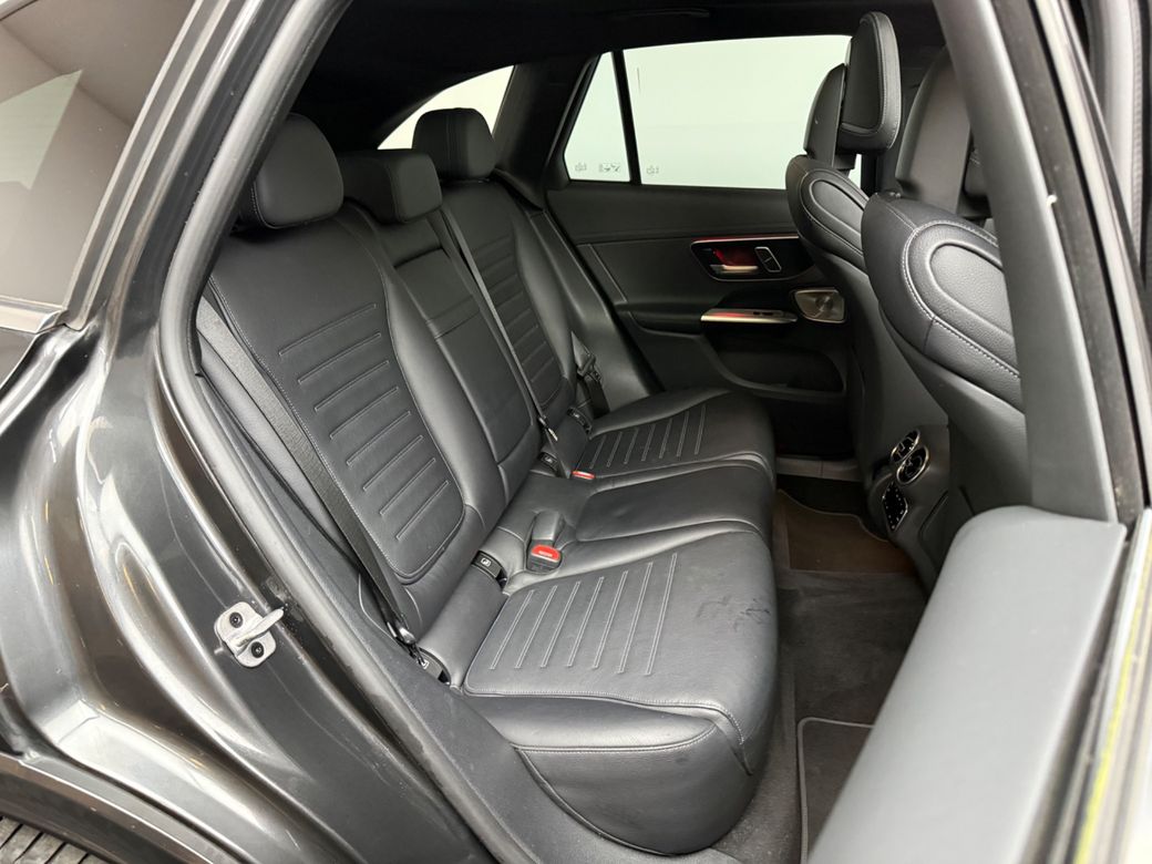 2023 Mercedes-Benz GLC Class