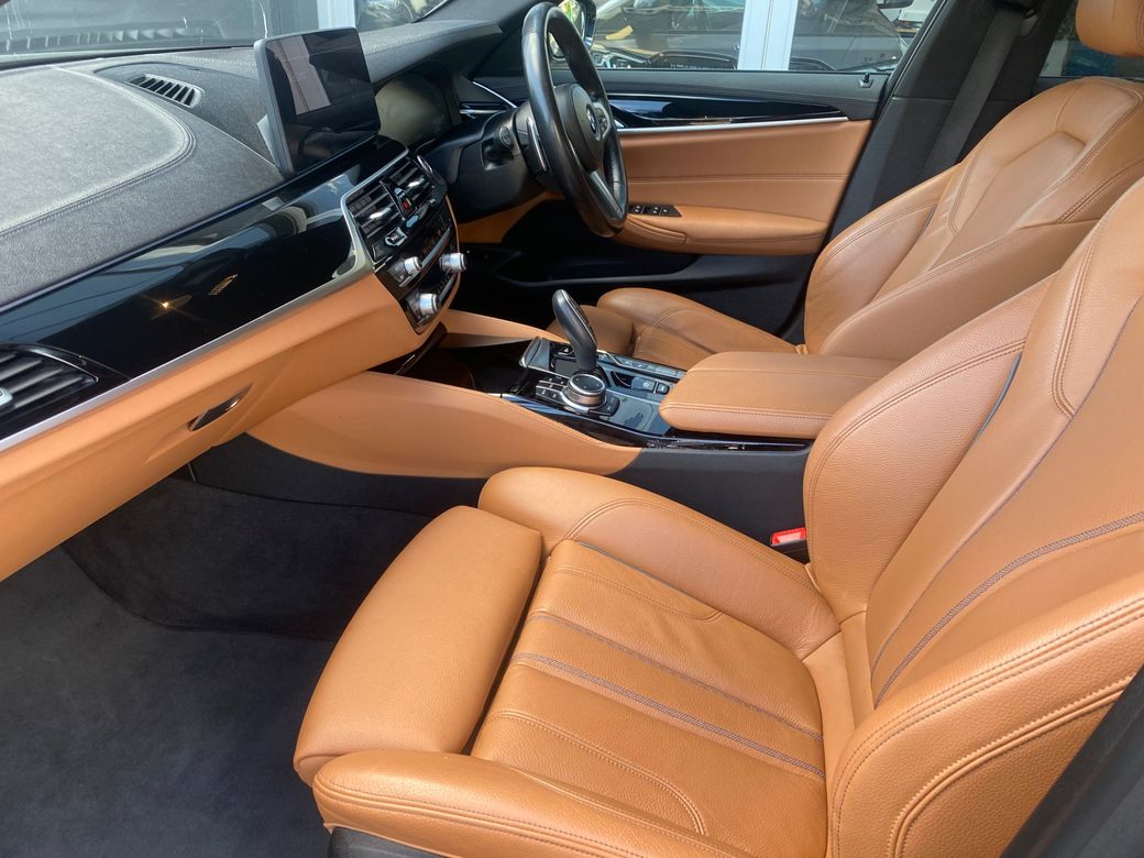 2022 BMW 5 Series