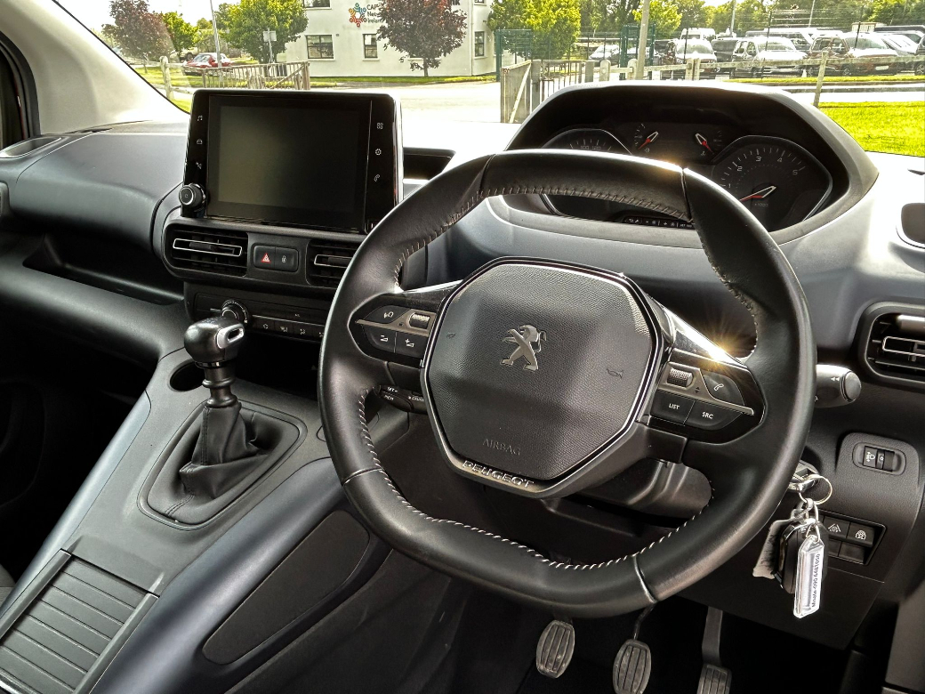 2022 Peugeot Rifter