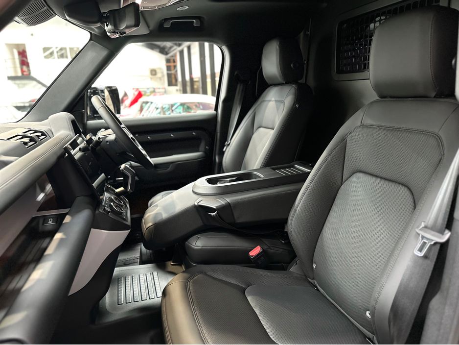 2026 Land Rover Defender