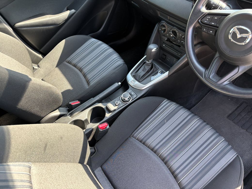 2017 Mazda Demio