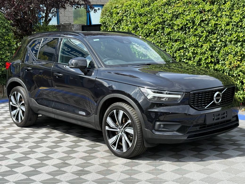 2022 Volvo XC40
