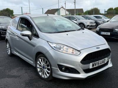 2015 Ford Fiesta