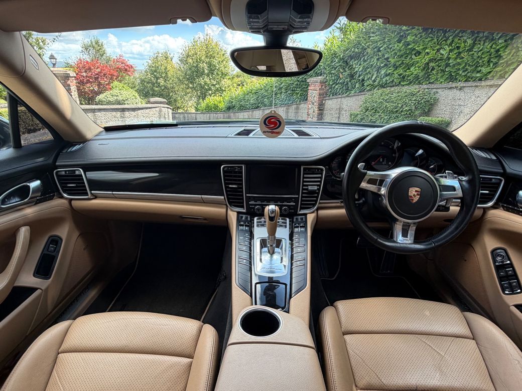 2013 Porsche Panamera