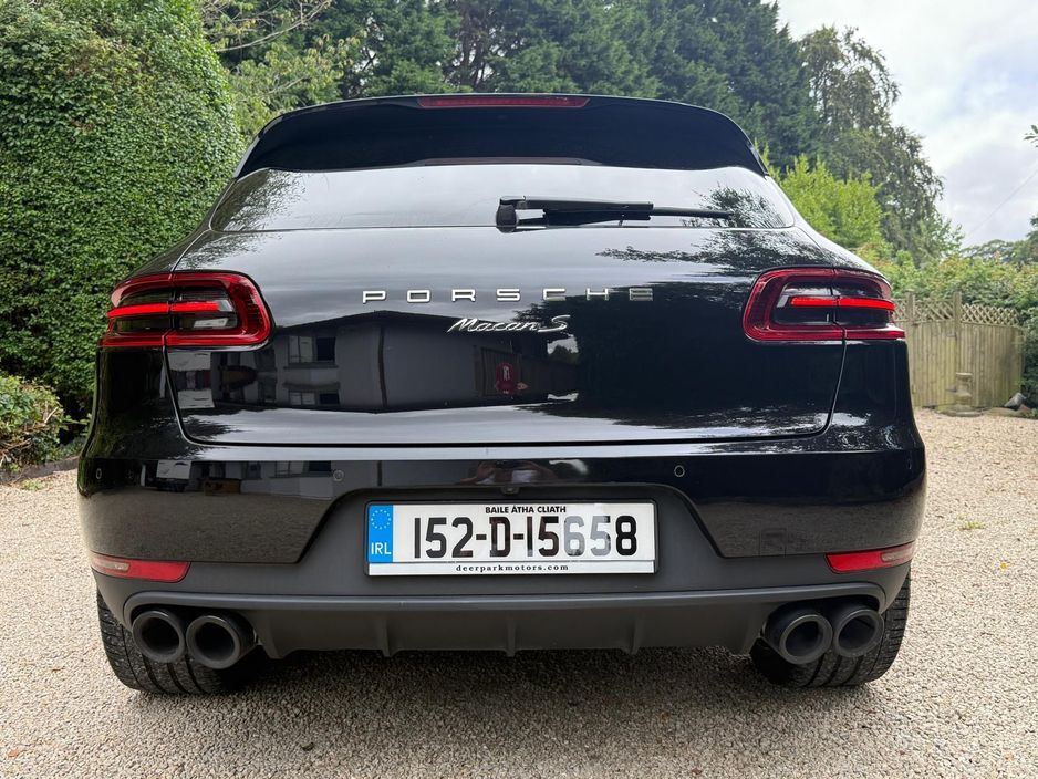 2015 Porsche Macan