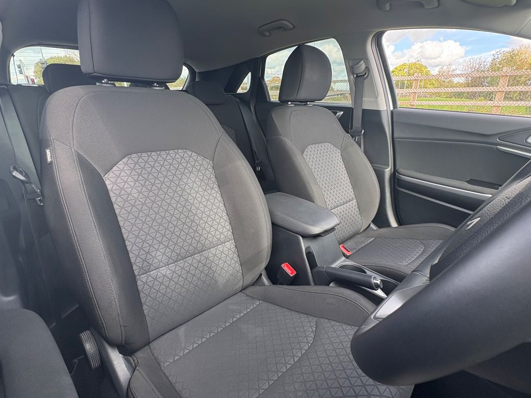 2025 Kia Ceed