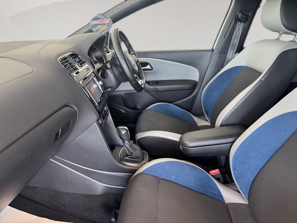 2015 Volkswagen Polo