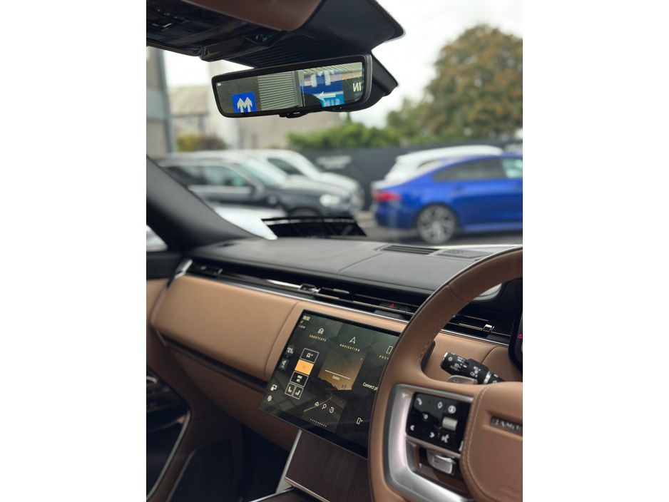 2025 Land Rover Range Rover