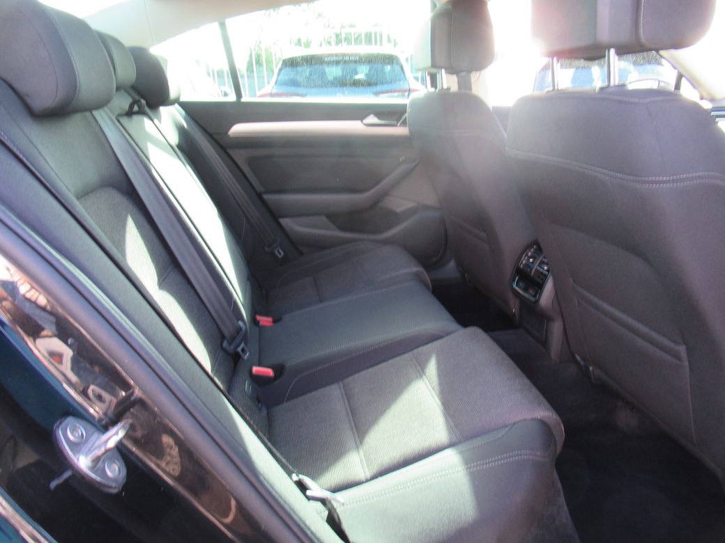 2019 Volkswagen Passat