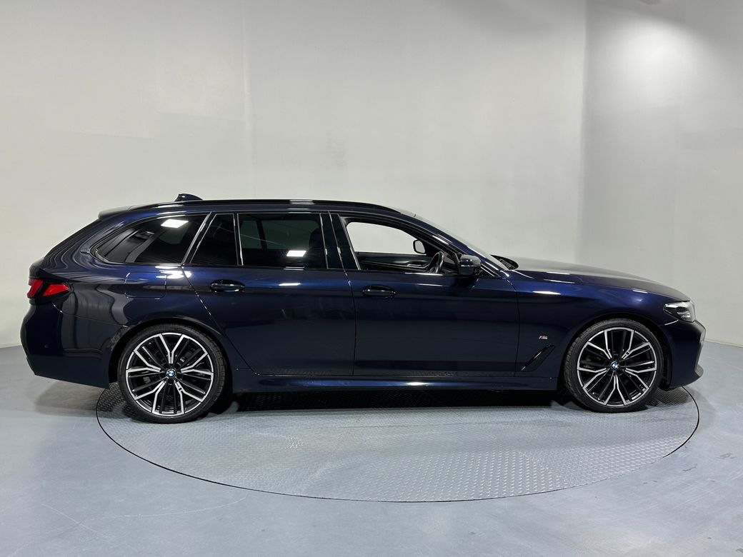 2021 BMW 5 Series