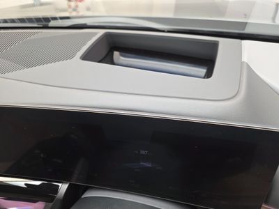 2025 BMW i5