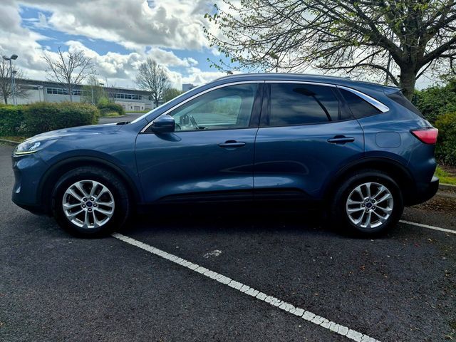 2022 Ford Kuga