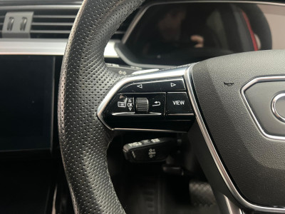 2022 Audi e-tron