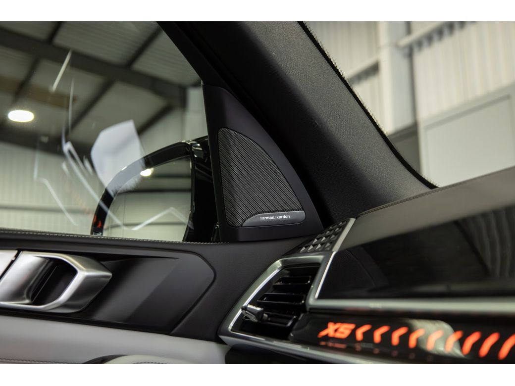 2025 BMW X5