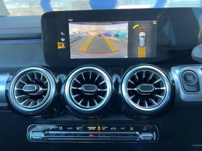 2023 Mercedes-Benz EQB