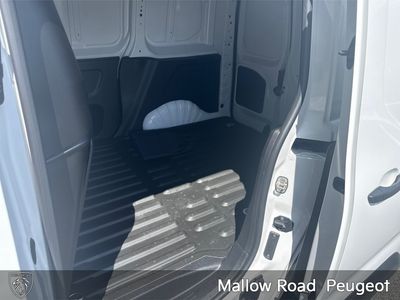 2024 Peugeot Partner