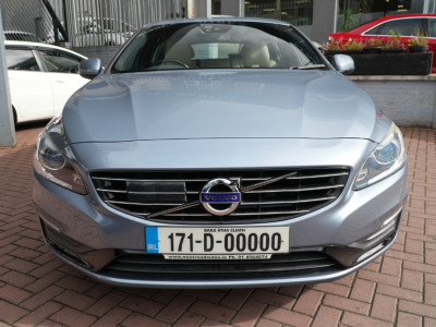2017 Volvo V60