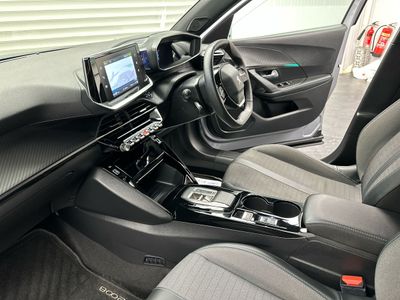 2023 Peugeot 2008