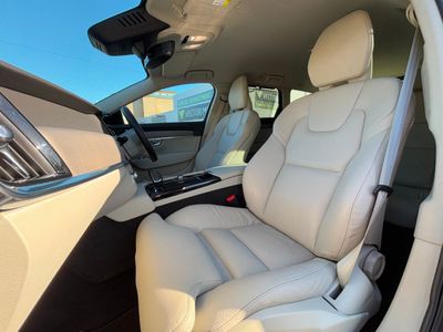 2025 Volvo V90
