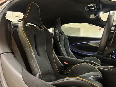 2023 McLaren Artura