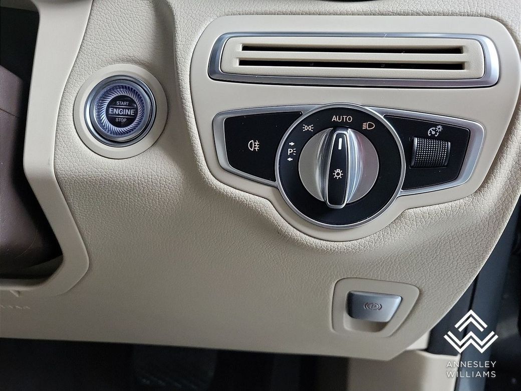 2022 Mercedes-Benz GLC Class