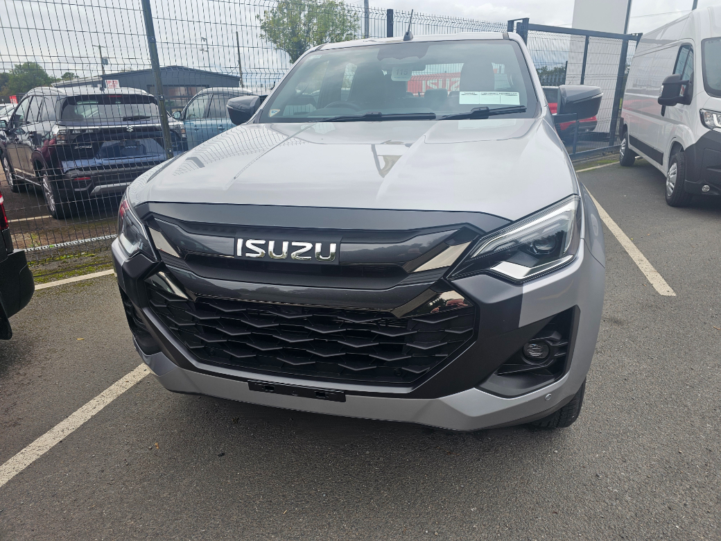 2025 Isuzu D-MAX