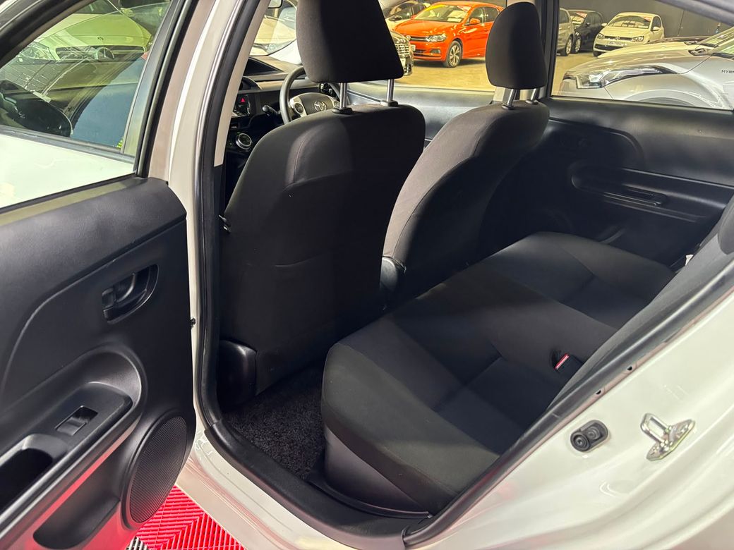 2015 Toyota Aqua