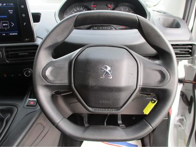2021 Peugeot Partner