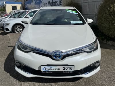 2016 Toyota Auris